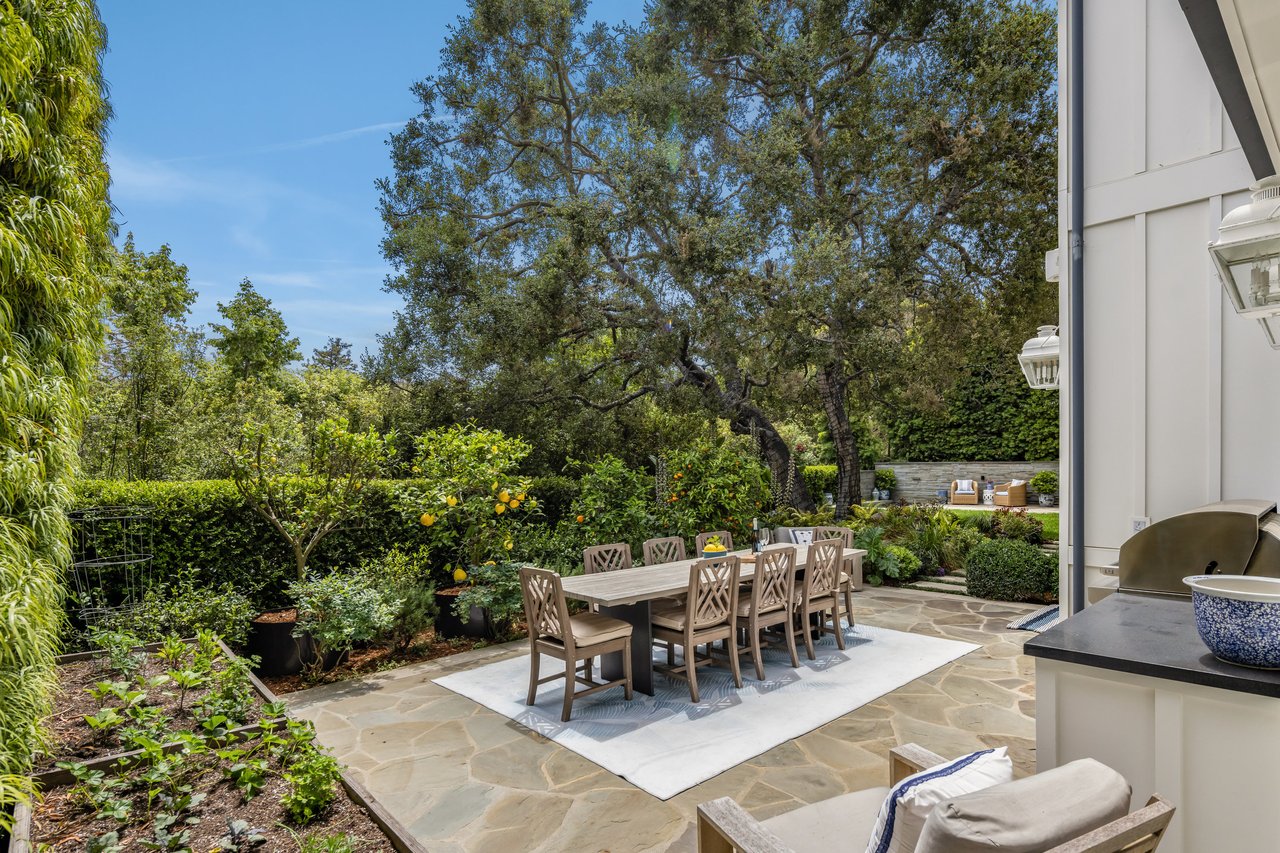 Sophisticated Coastal Design by Gray Malin
