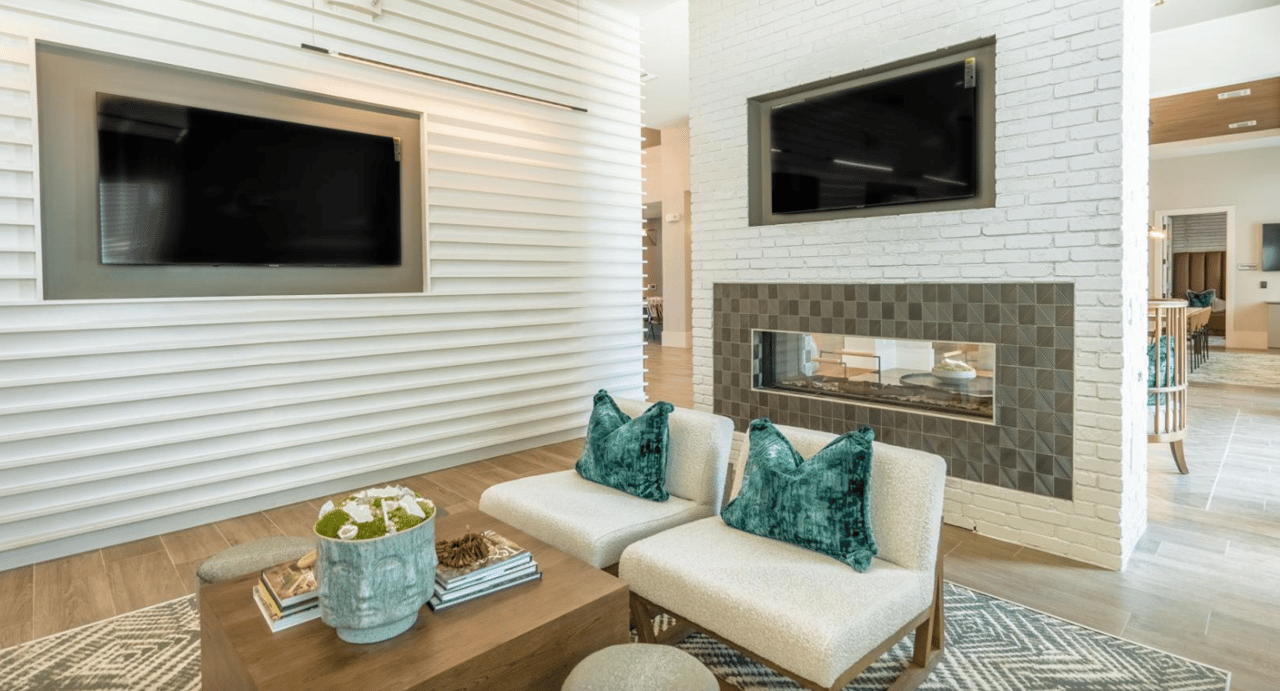 Look & Lease Today! Enjoy up to 14 Weeks Free!!