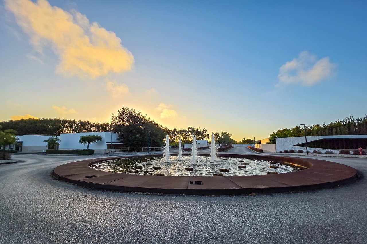 Japanese-Inspired Villa in Bom Sucesso Resort, Óbidos