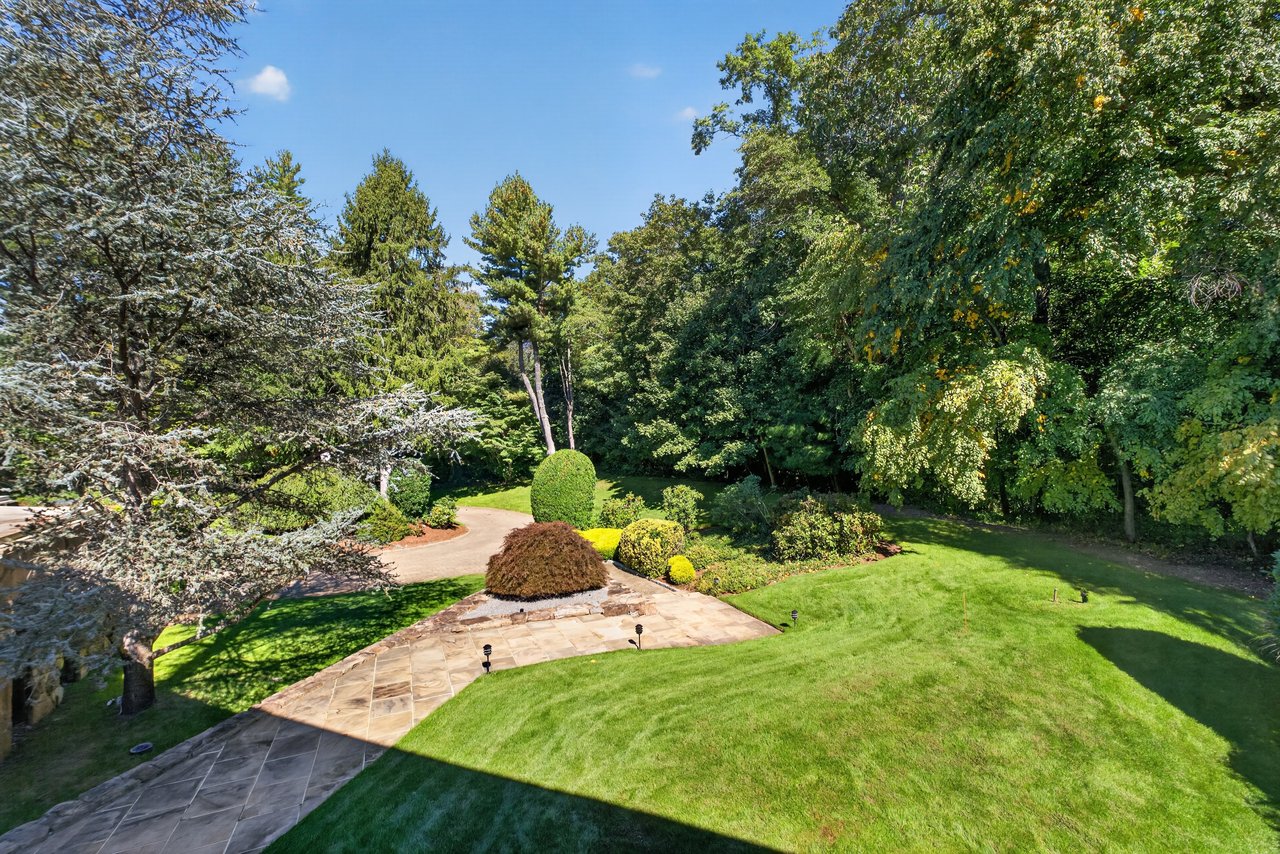 15 Horseshoe Road (Long Island)
