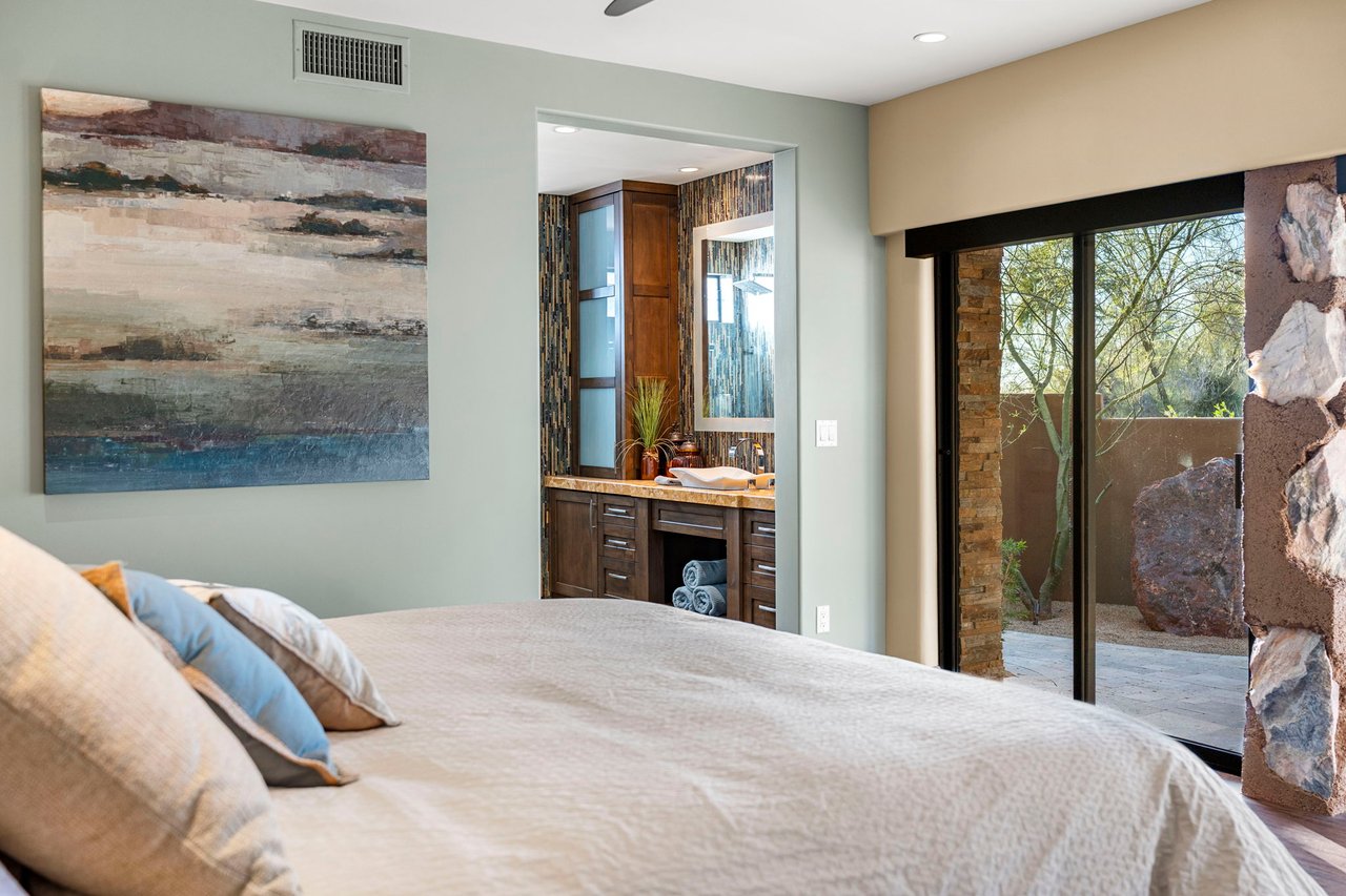 10570 E Pinnacle Peak Road