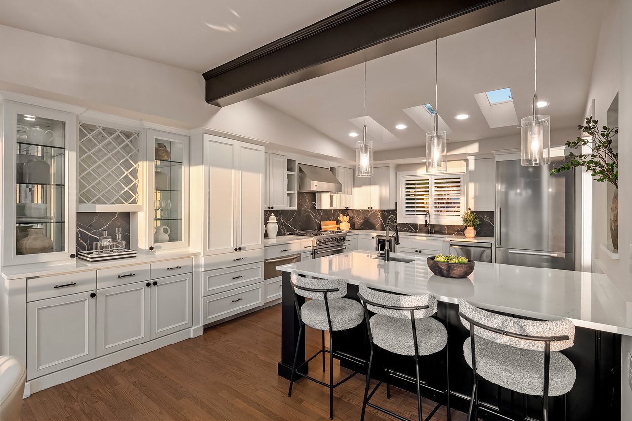 10517 NE 46th Street