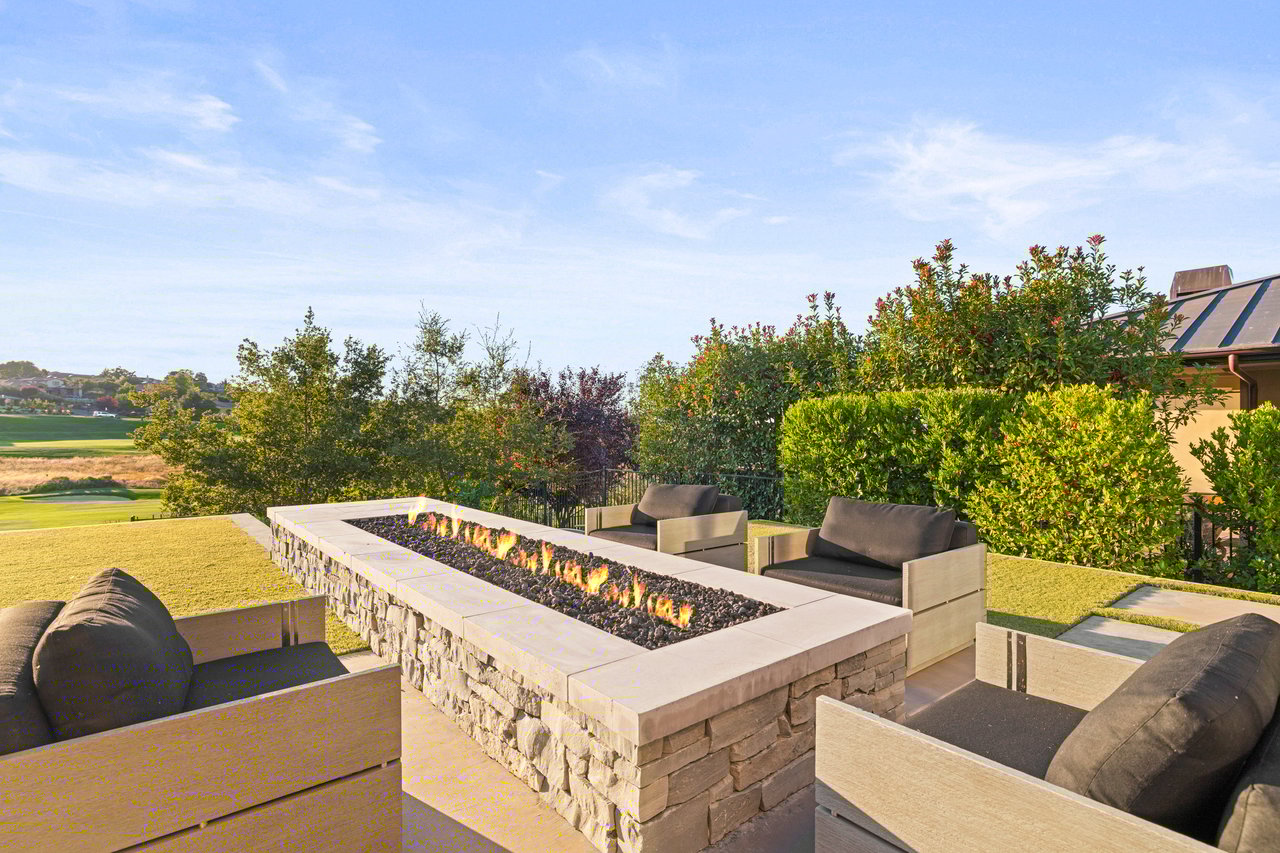 4573 Greenview Drive