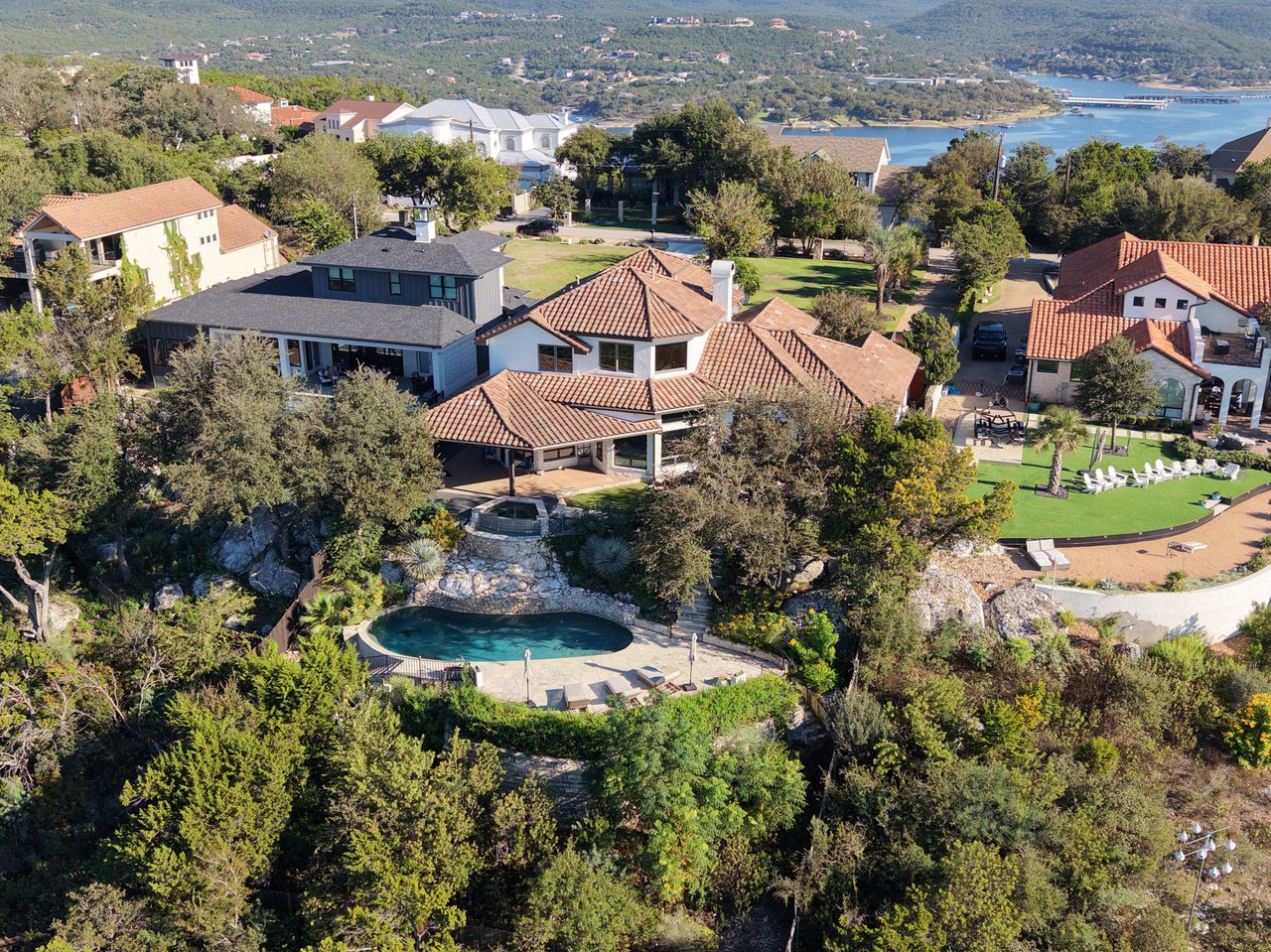 13907 Panorama Dr