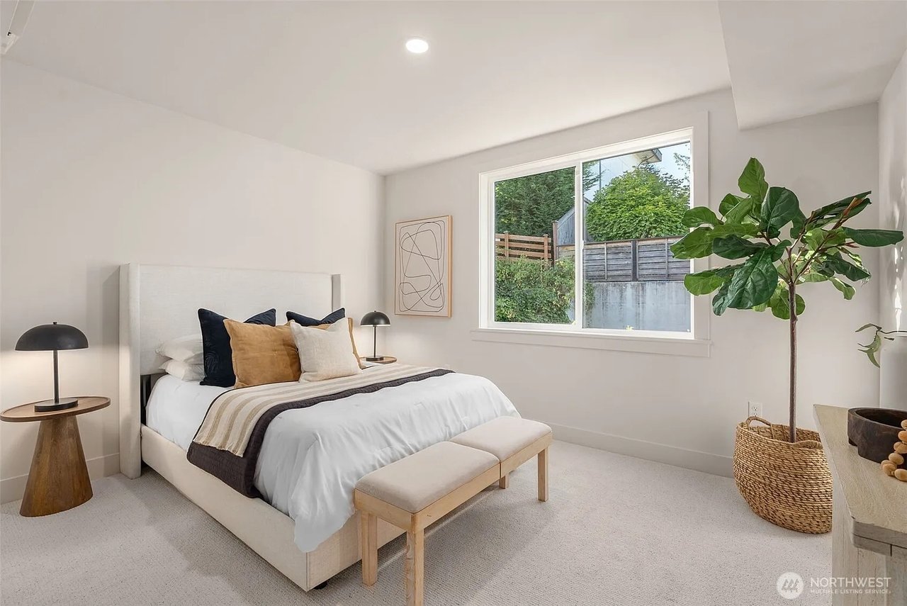 238 4th Avenue #300