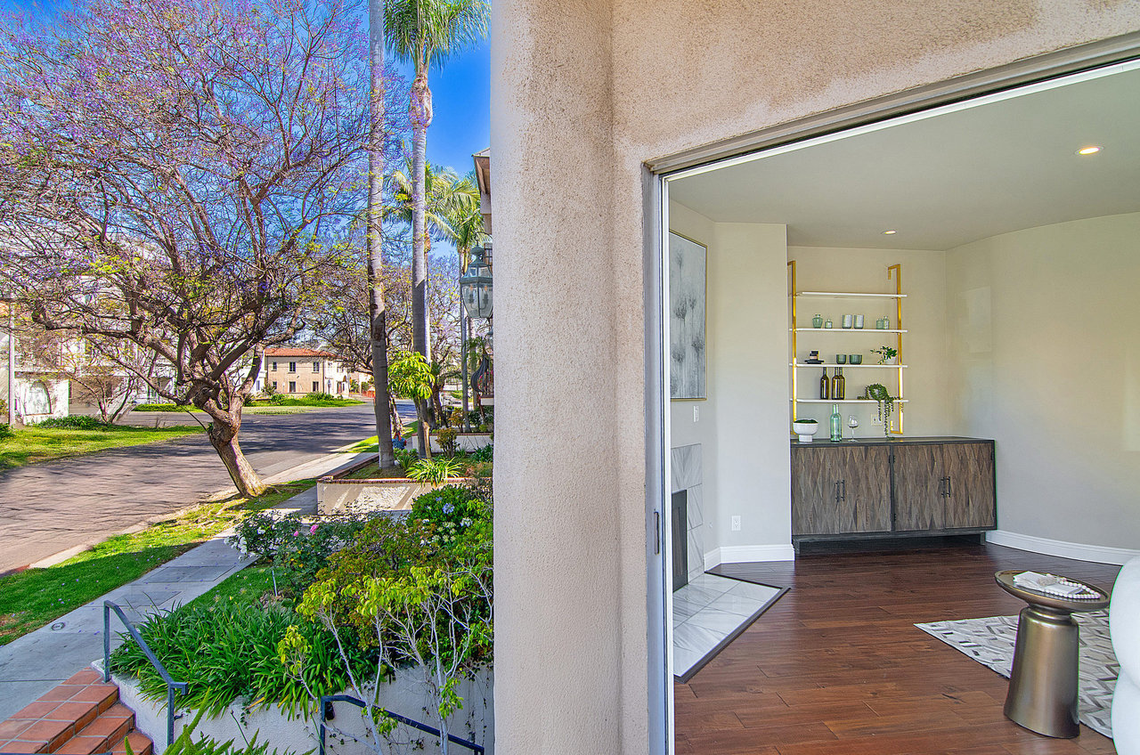 916 S. Shenandoah St. # 1