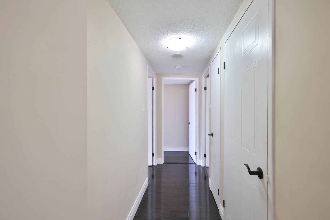 2109-350 Webb Drive, Mississauga