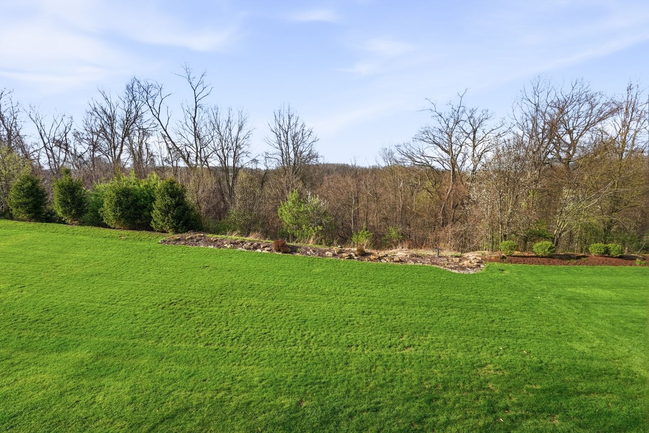 EXCLUSIVE LISTING  -  1234 Newbury Highland