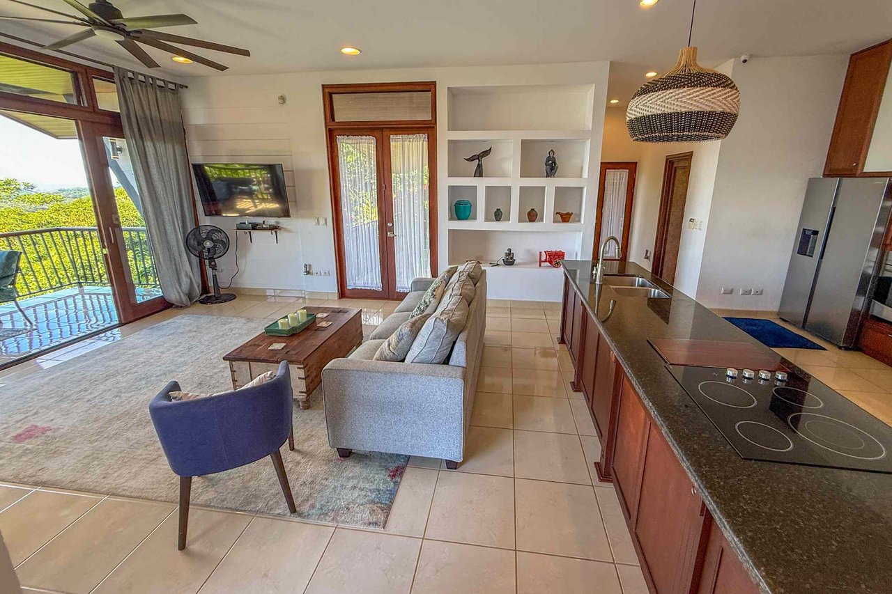 Panoramic Ocean View 4-Bedroom Home with Big Pool & Ample Space to Entertain in Ojochal Costa Rica