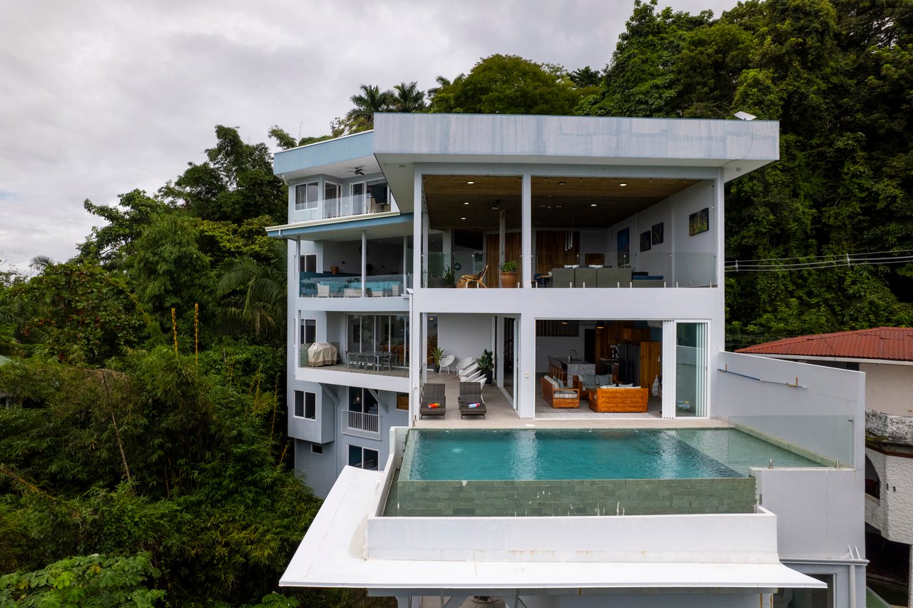 Luxury Income Producing Villa Costa Vida in Manuel Antonio