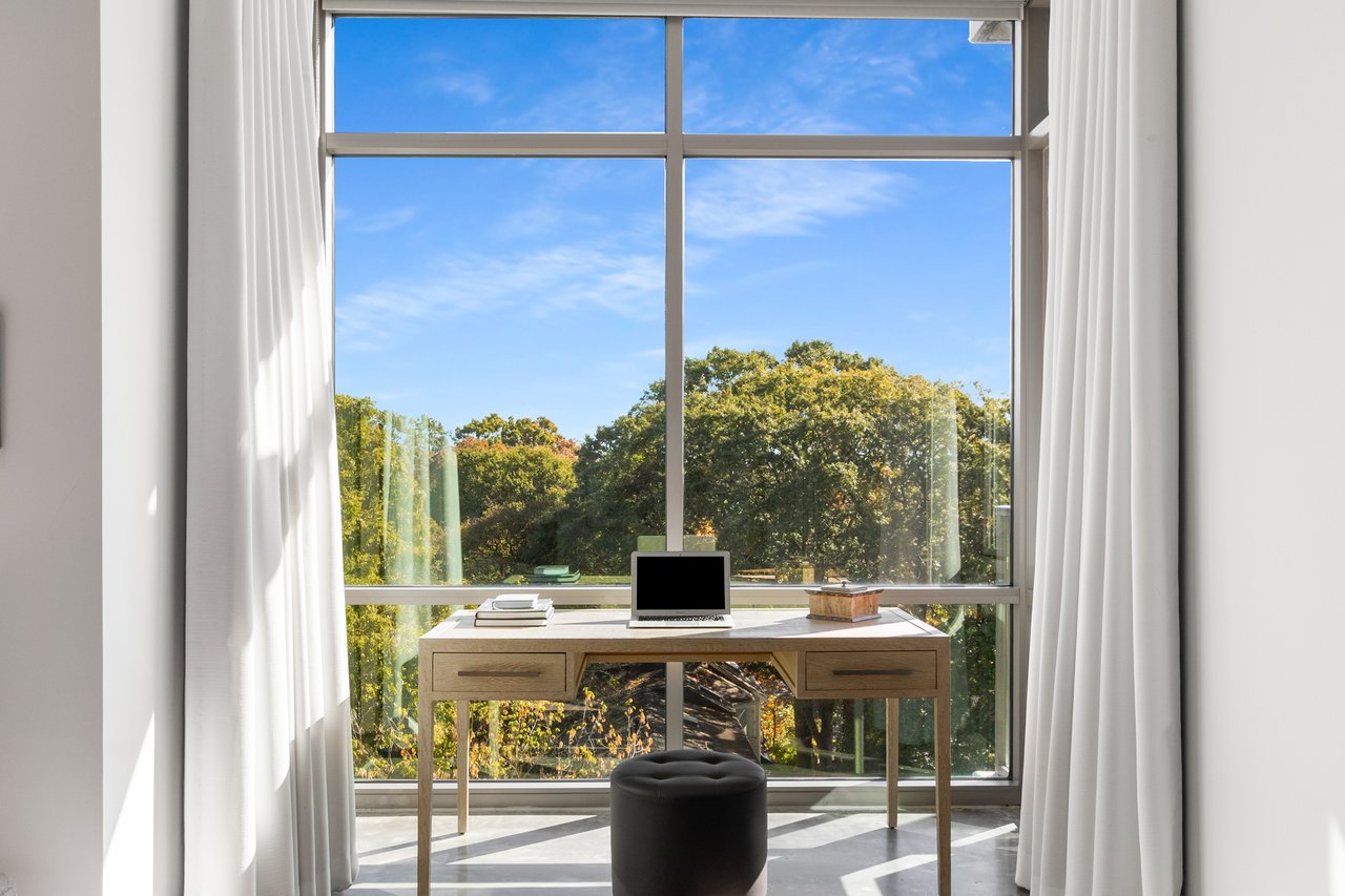 905 Juniper Street NE Unit 704