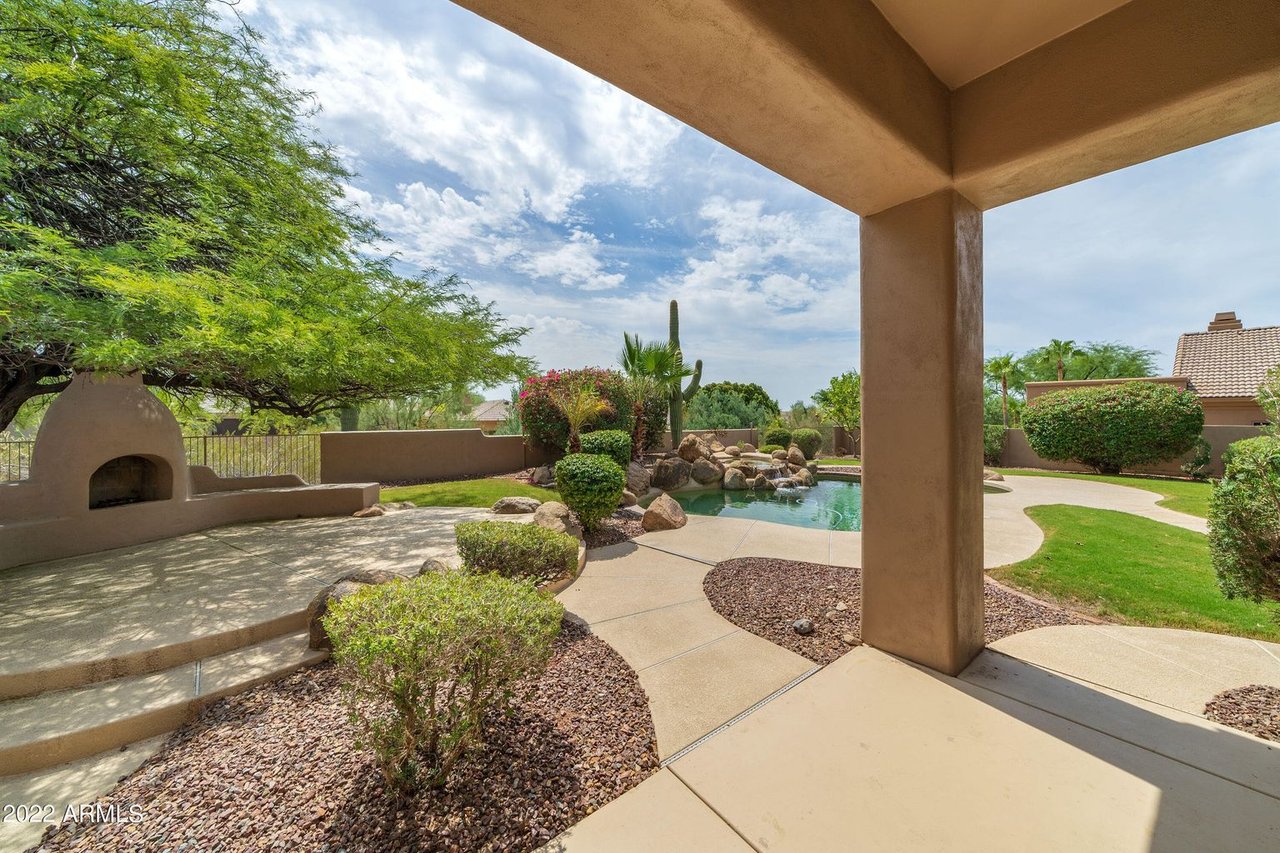 12077 E Laurel Lane