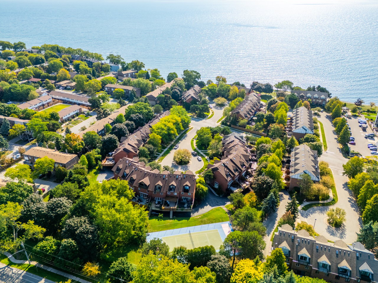 63 Tradewind Drive, Oakville