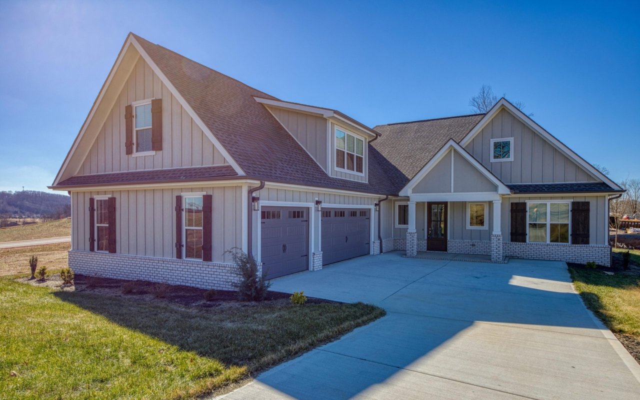 Wallace Luxury Spotlight | 1869 Persimmon Ridge Loudon, TN 37774