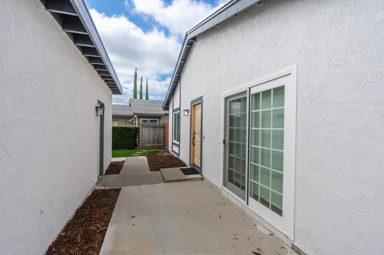 21453 La Capilla, Mission Viejo, CA 92691