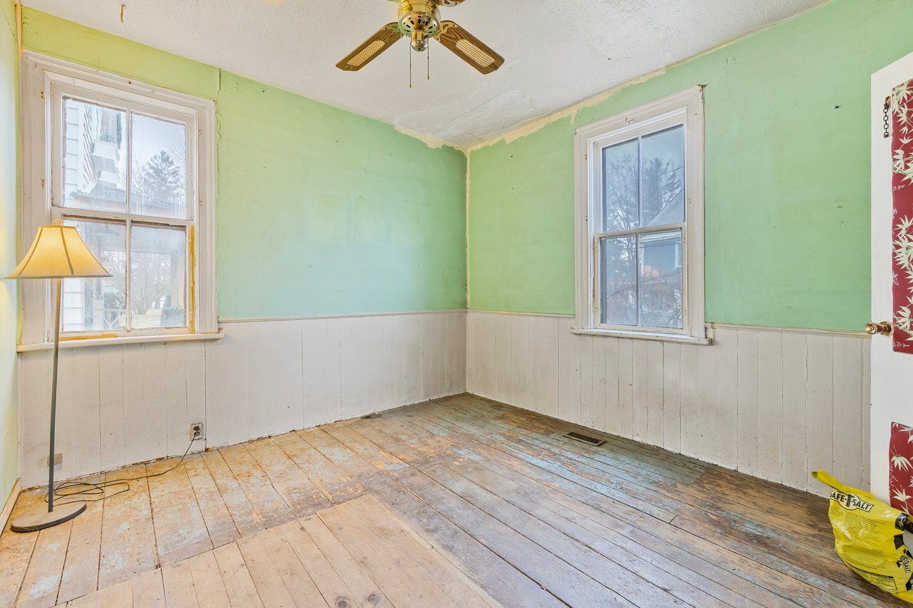 410 Eagle Street, Newmarket, ON L3Y 1K6