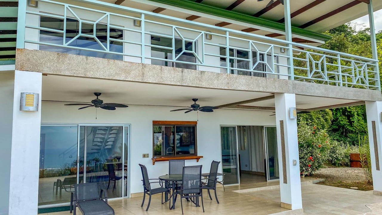 3-Bed Ocean View Home Near Ojochal, Costa Rica | 2.75 Acre Jungle Property