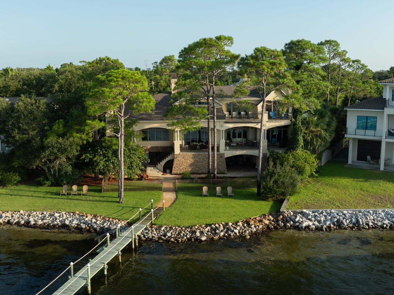 1203 Soundview Trail