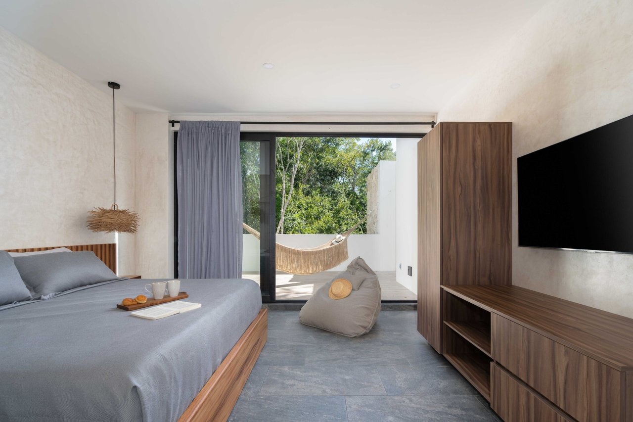 Villa 11  |  4 Bedroom with Large  Pool  in 12 O’Clock Tulum