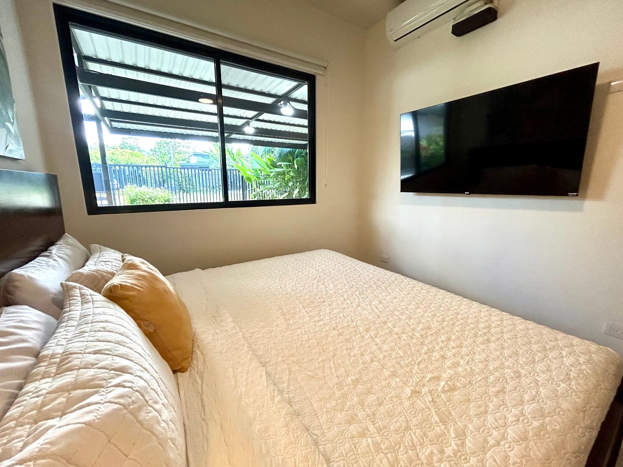 Walk-to-Everything Uvita Retreat | 3BR Home Minutes from the Beach