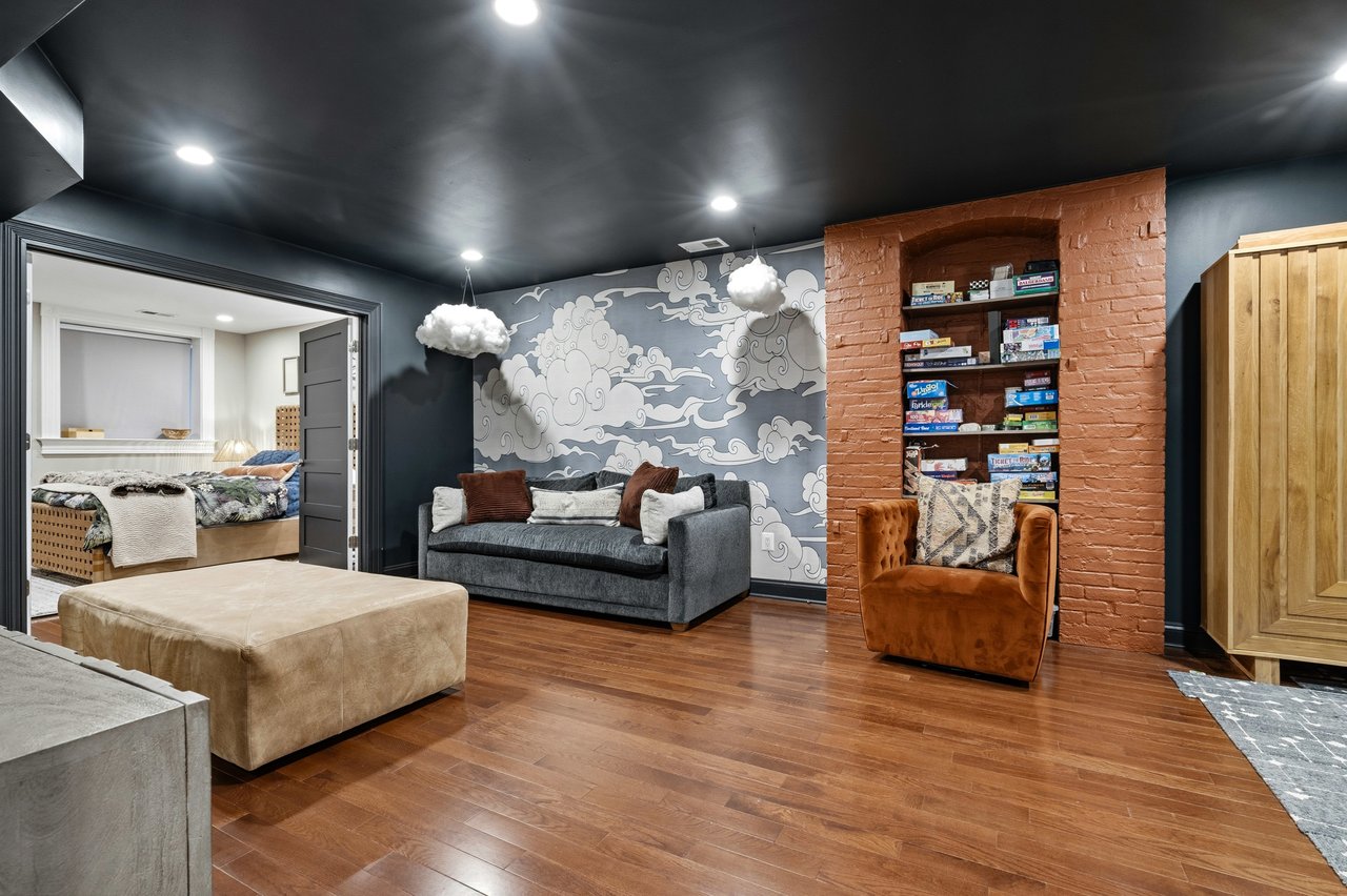 Luxury Dupont Circle Rental Listing