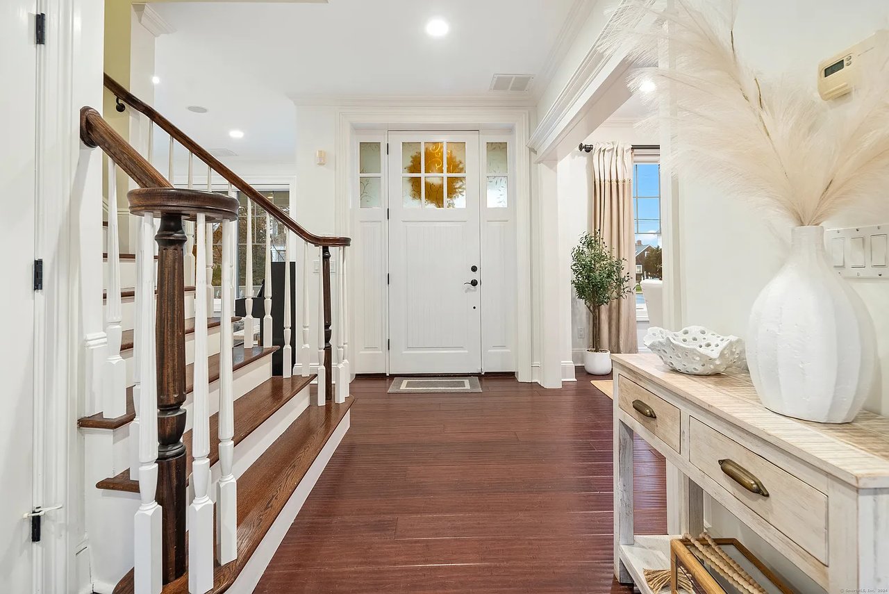 117 Carlynn Dr