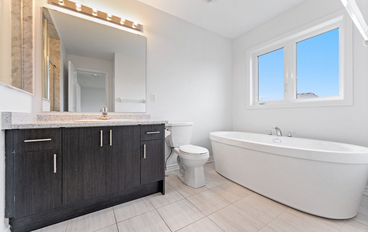 1206 Corby Way