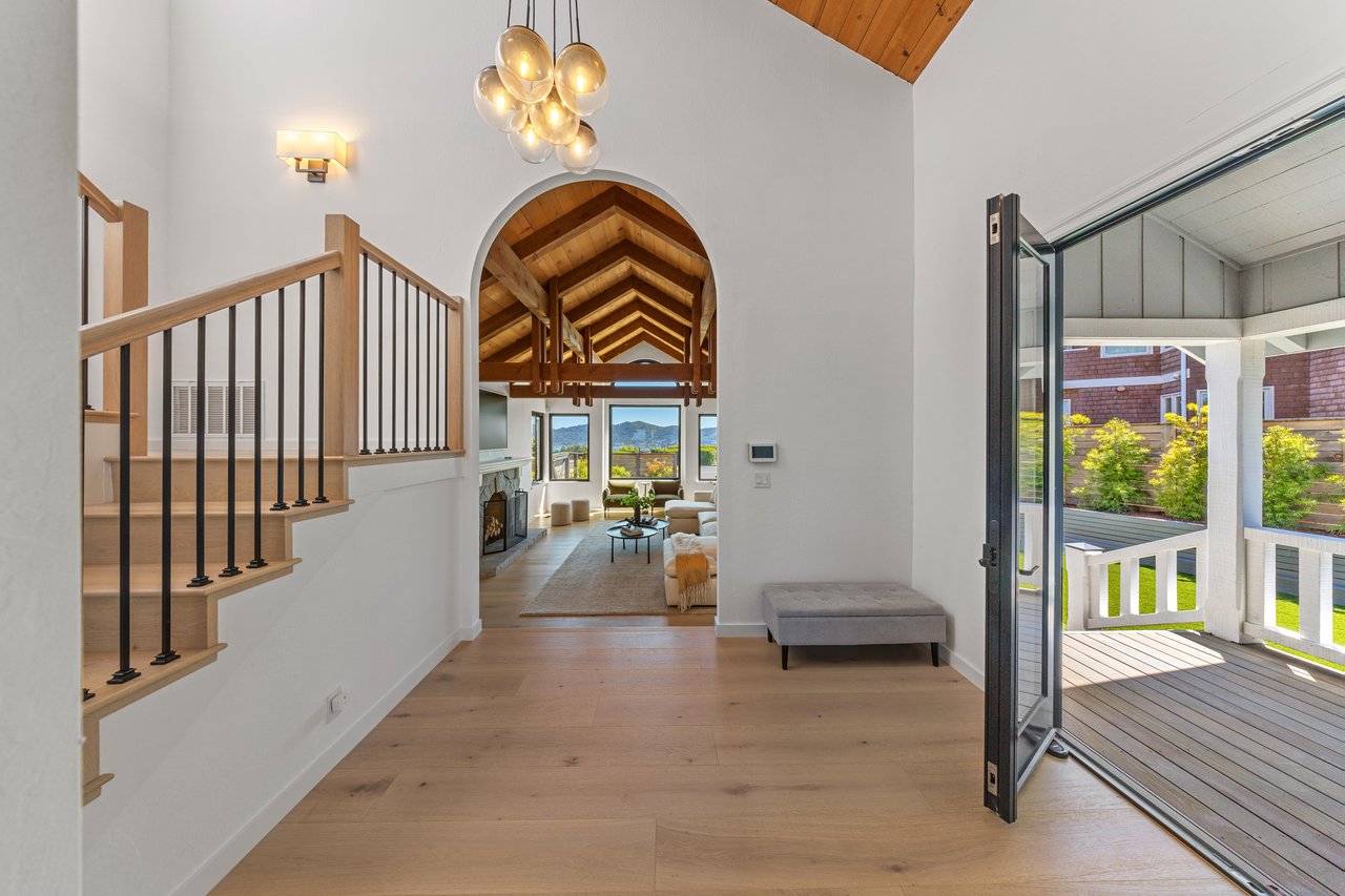 Stylish View Home on a Cul-De-Sac