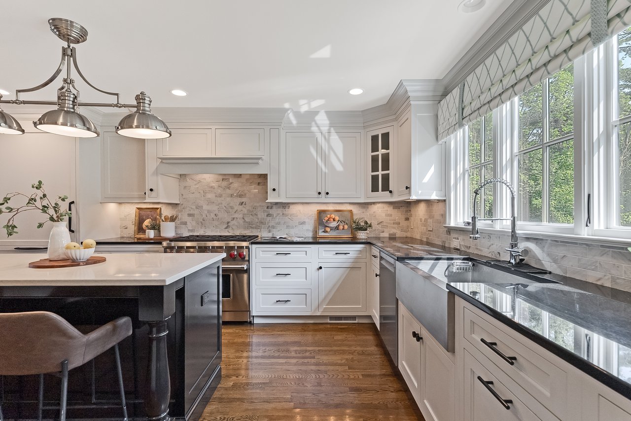 40 Sunnybrook Rd