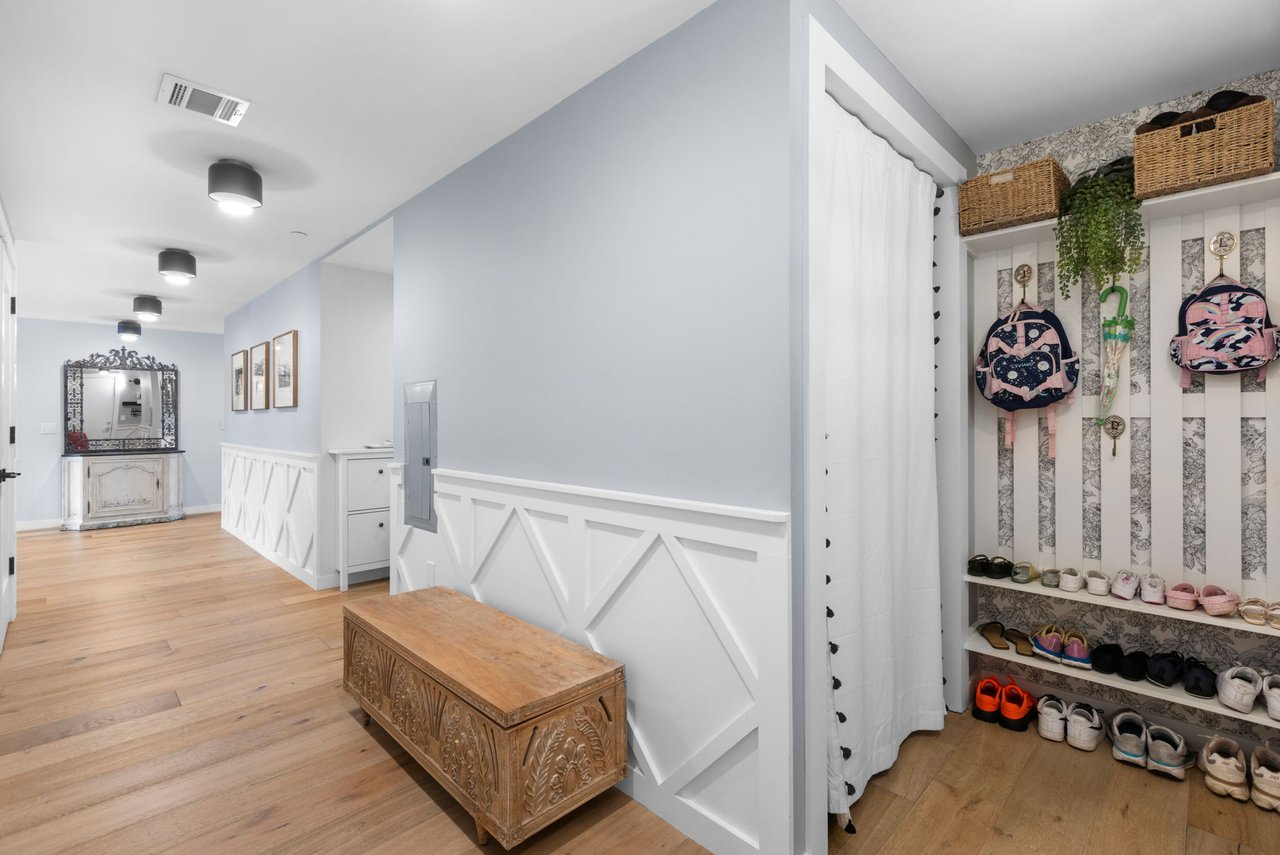 115 Grand St 405