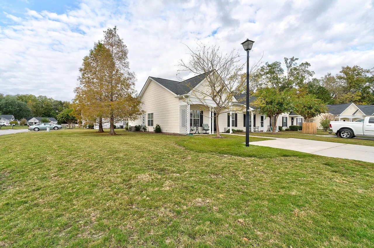 228 Hardee Ave