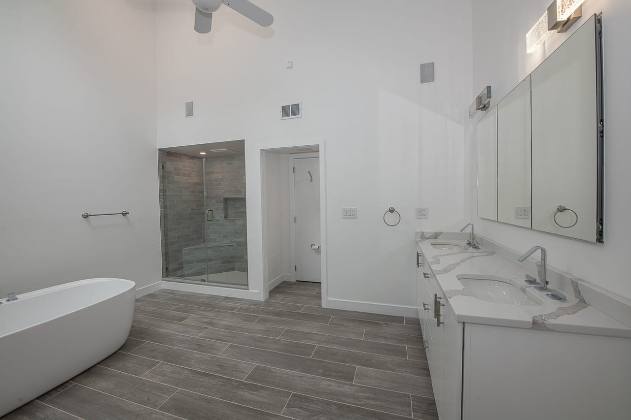 Bryn Mawr Custom Contemporary