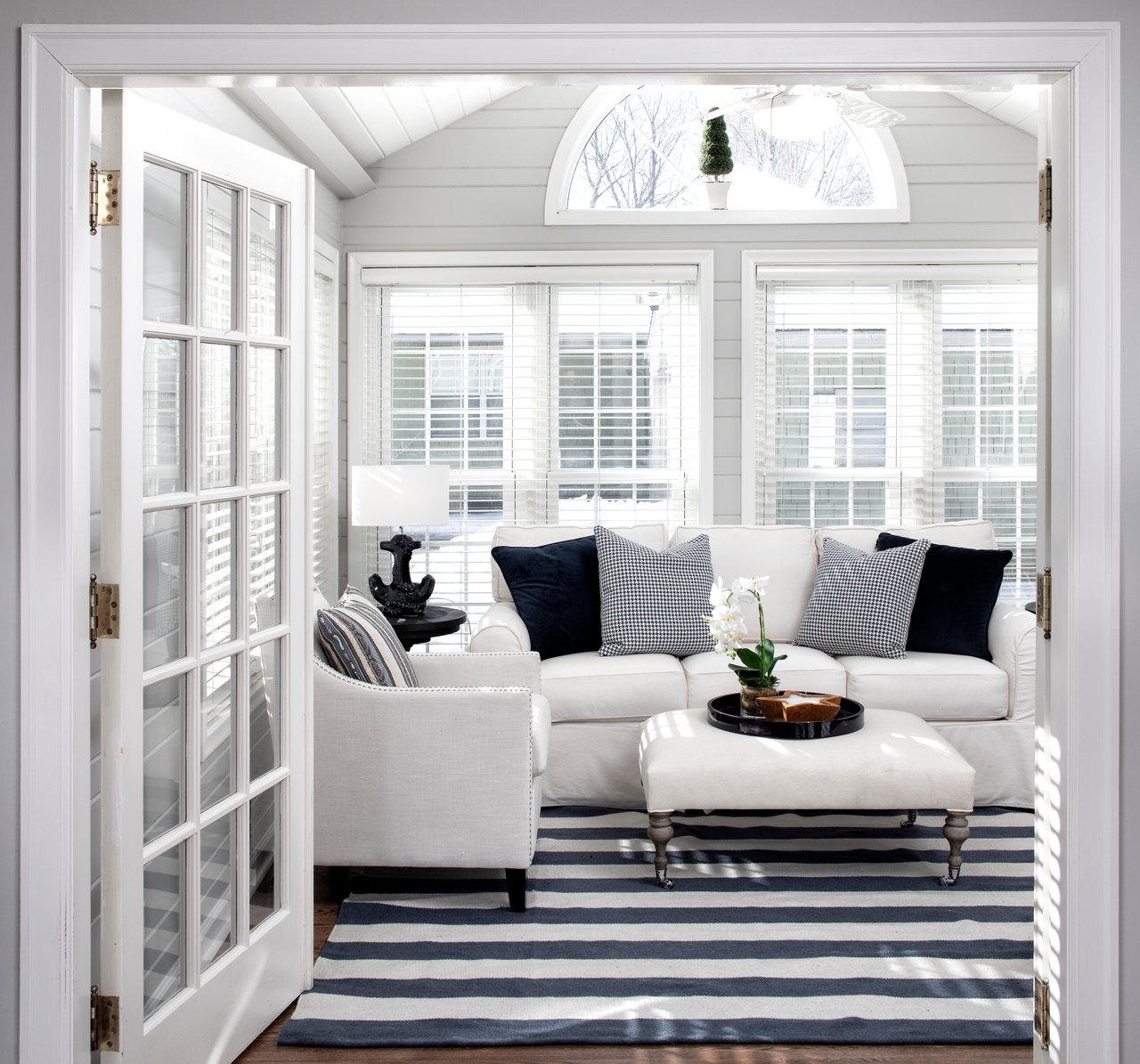 19100 Azure Road | Deephaven