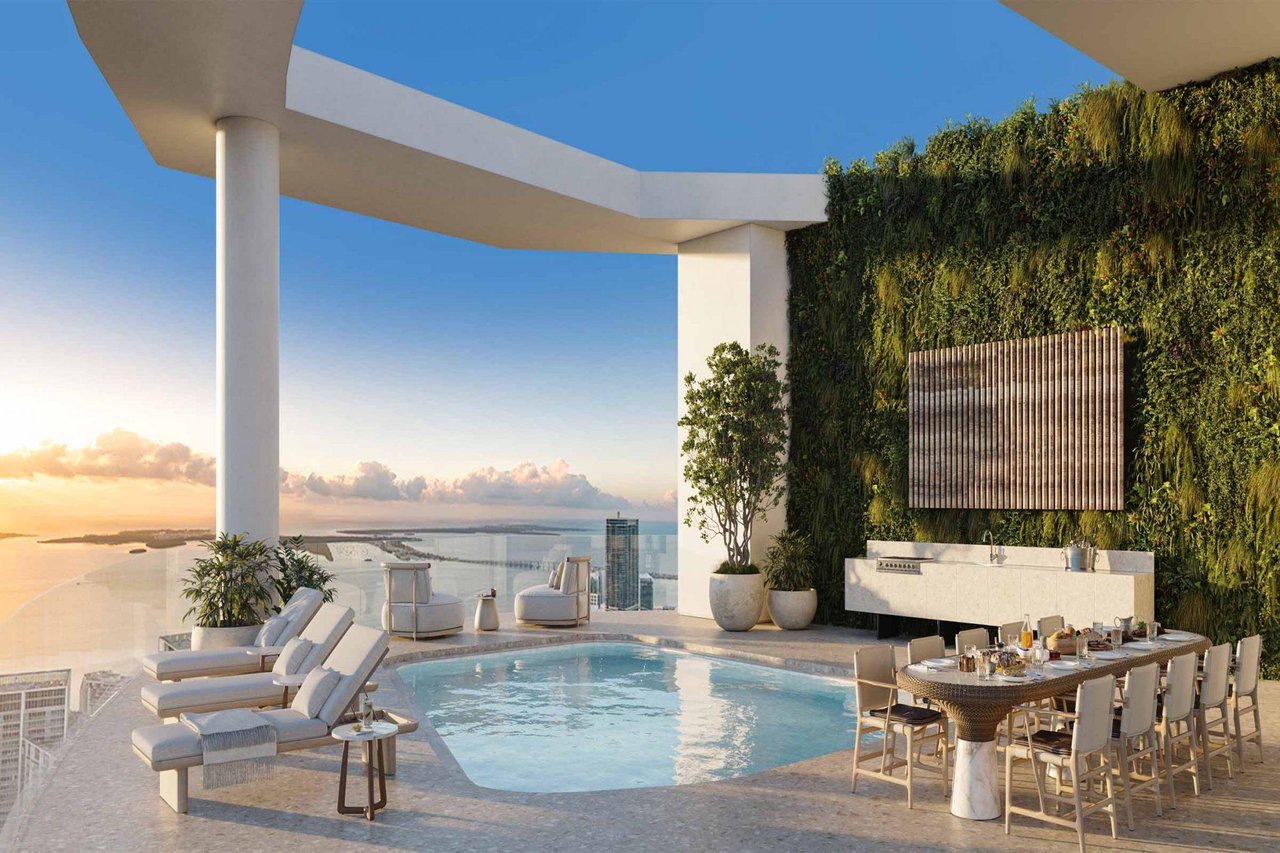 Mandarin Oriental Miami South Tower private pool terrace with Biscayne Bay views – Max Mlekus