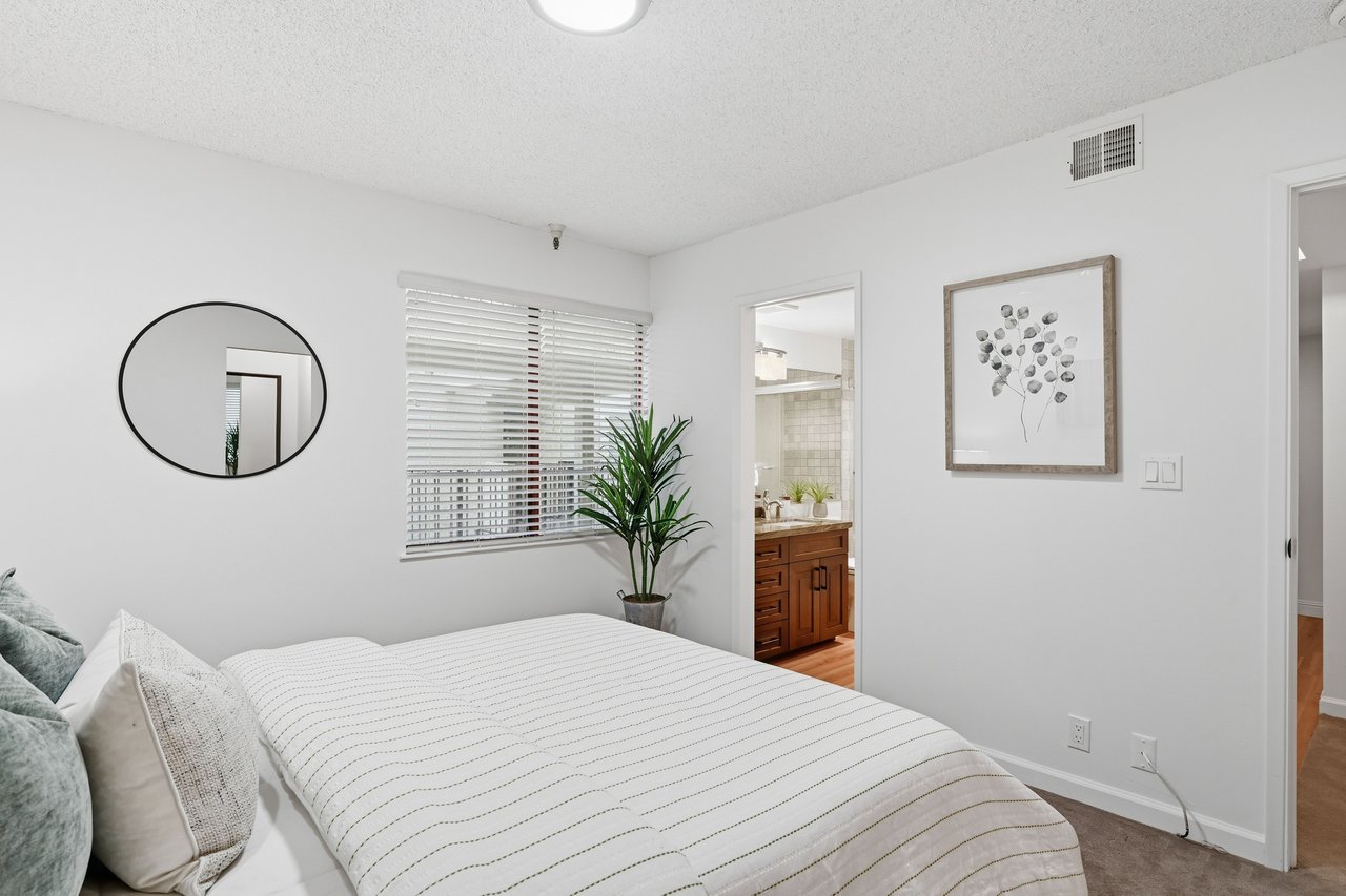 855 La Playa Street 366