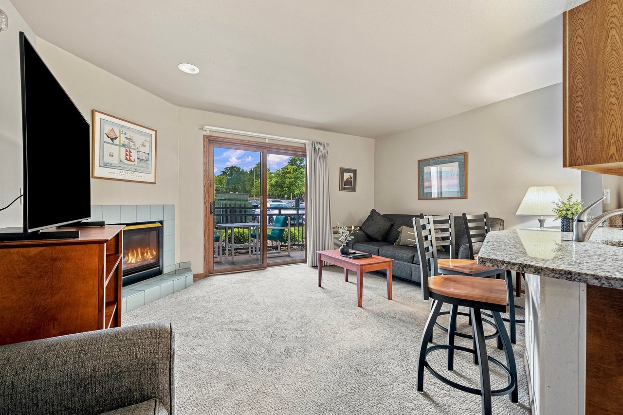 111 Center St. Unit 235 