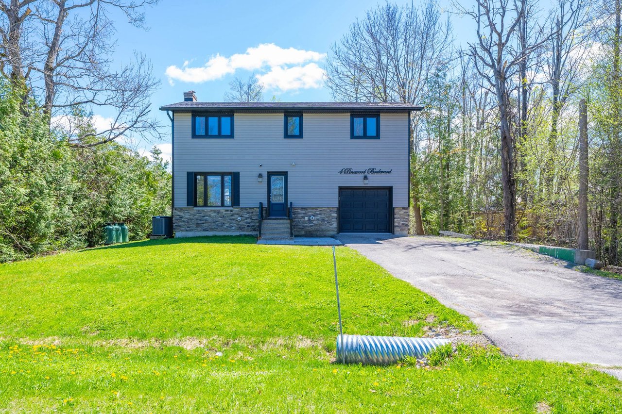 4 Pinewood Boulevard