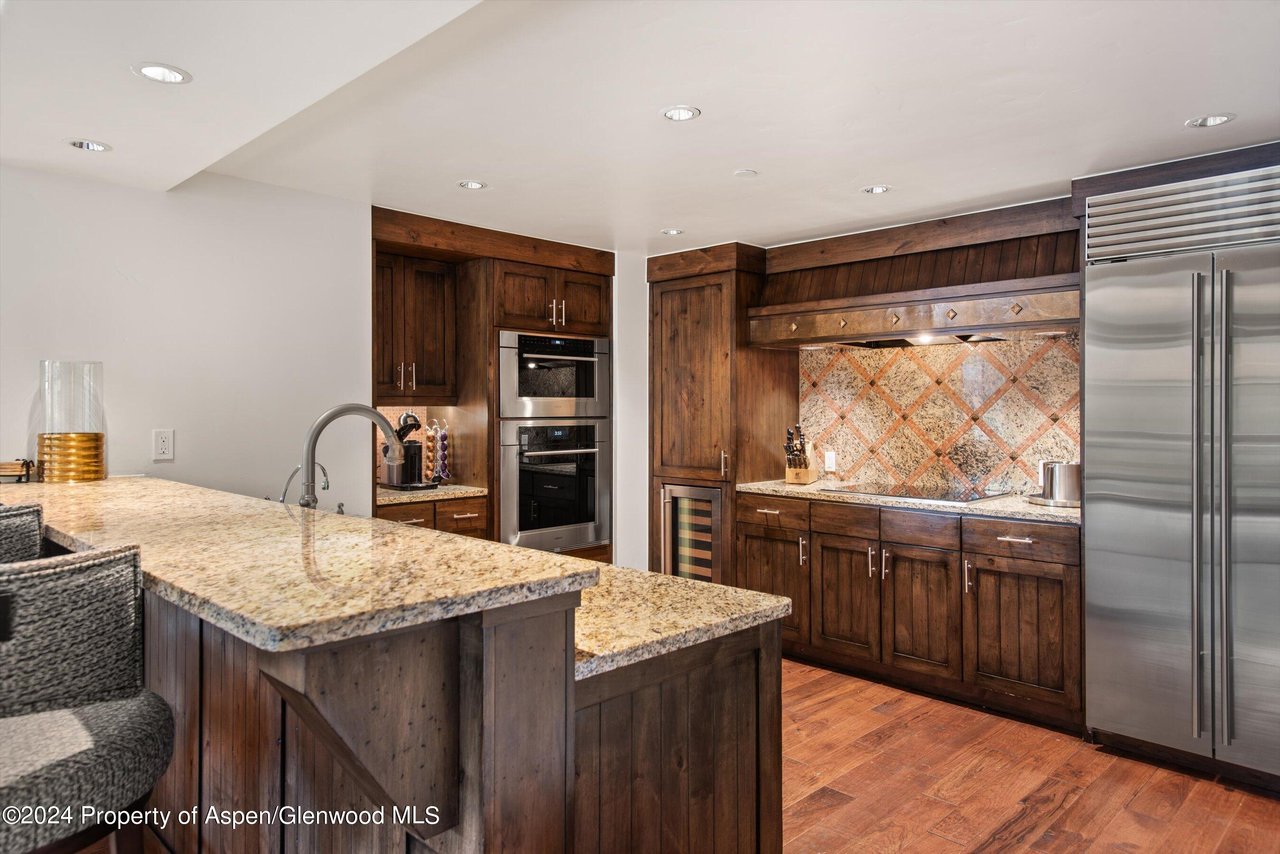 315 E Dean Street, B54/14,20,30,36