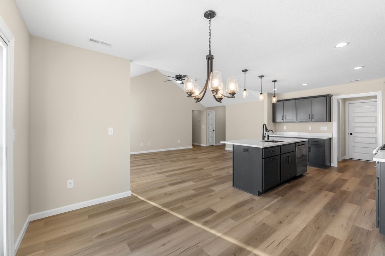 108 Oak Tree Pl