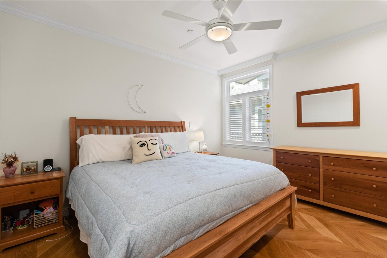17 Atlantic Drive, Unit #: 17B