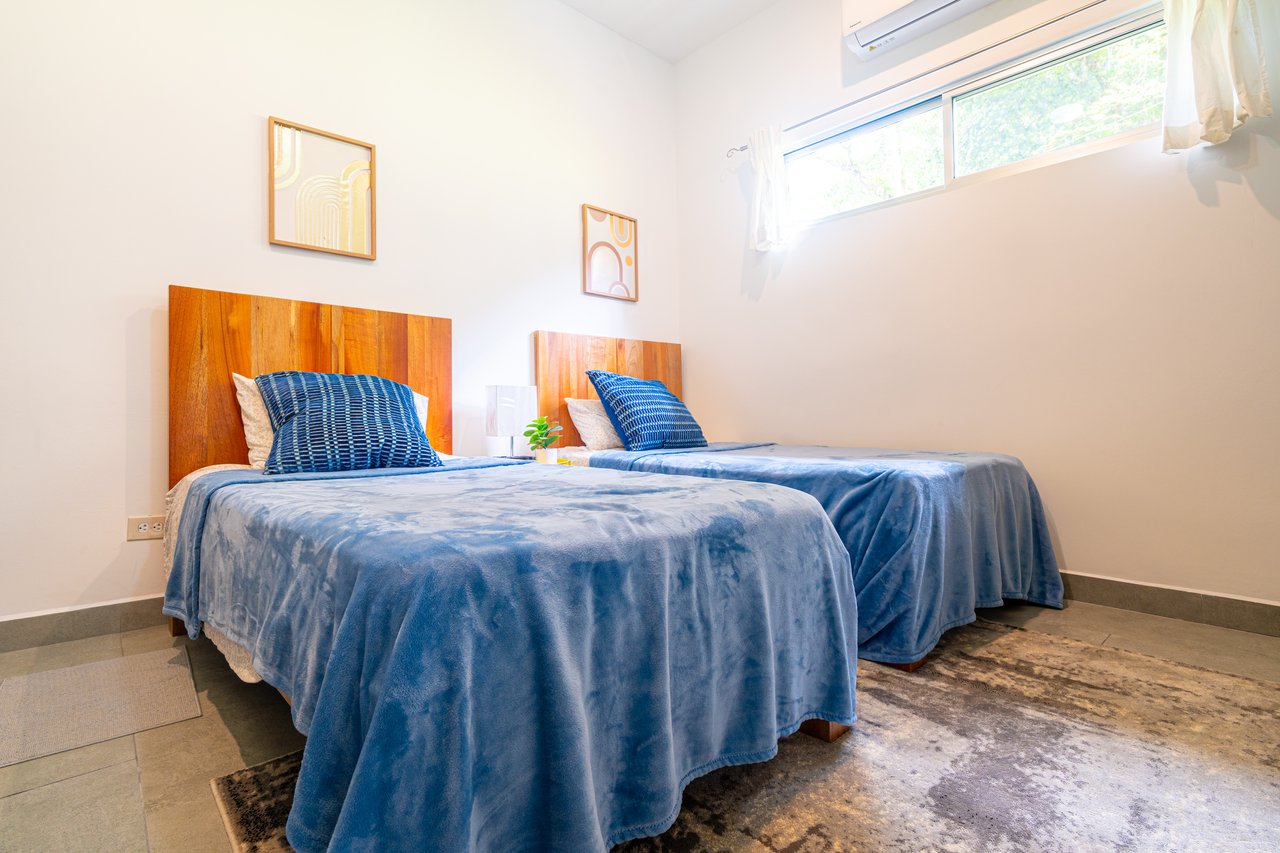 Brand New Home! Nature Lovers Escape by Uvita's Bamboo Forest and Swimming Holes