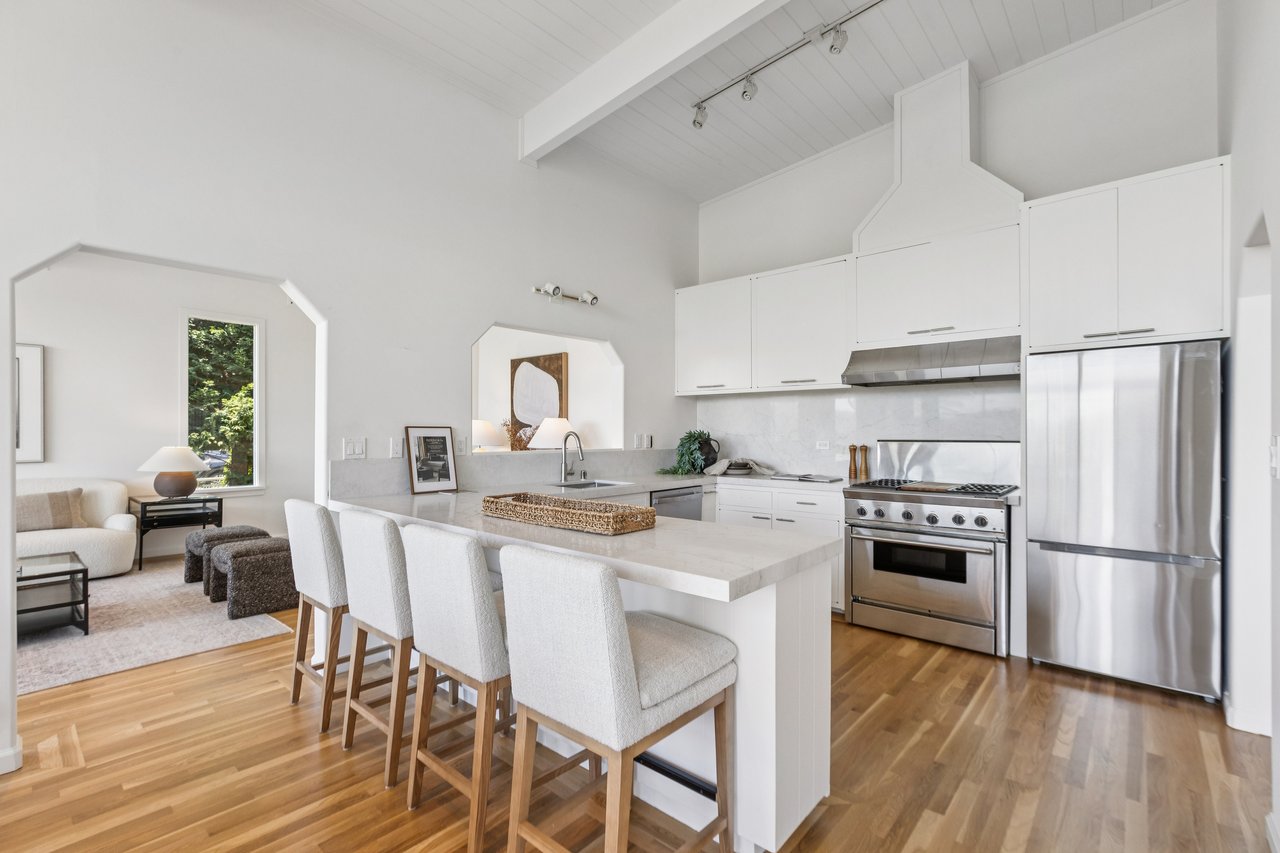 Desirable Location on Belvedere Island