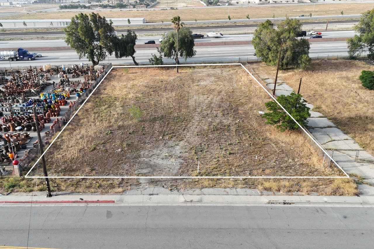 East Ramsey Street, Banning, CA 92220