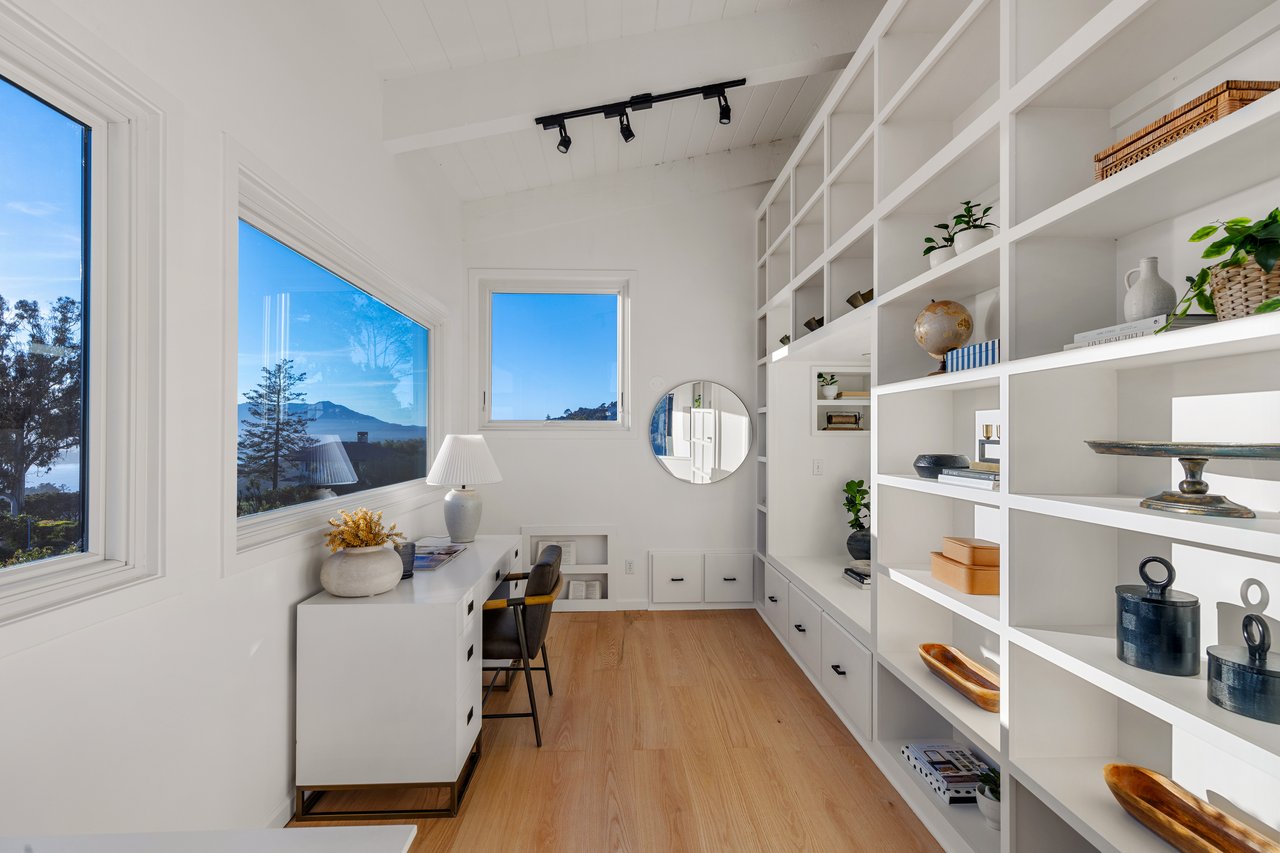 Sweeping Views of San Francisco and the Golden Gate Bridge