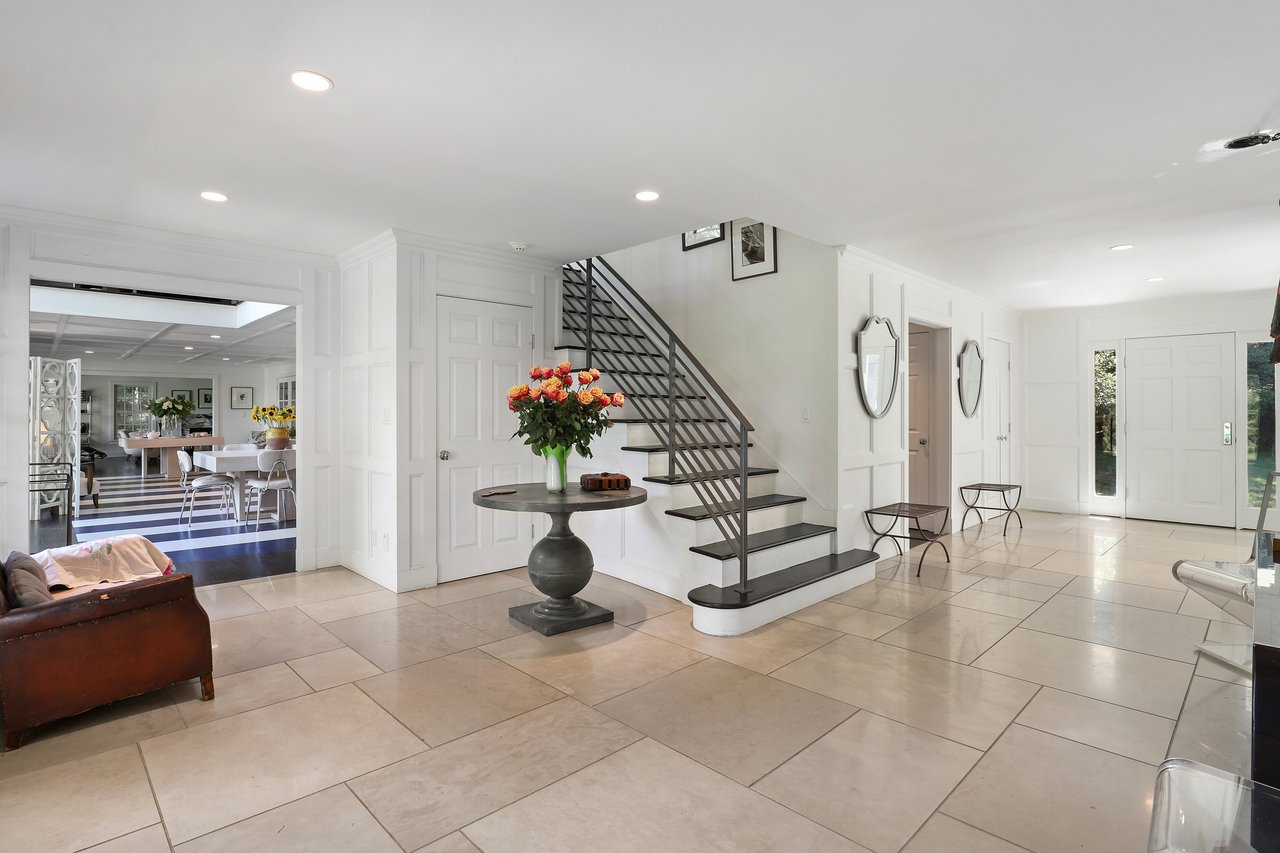 27 S Bedford Road
