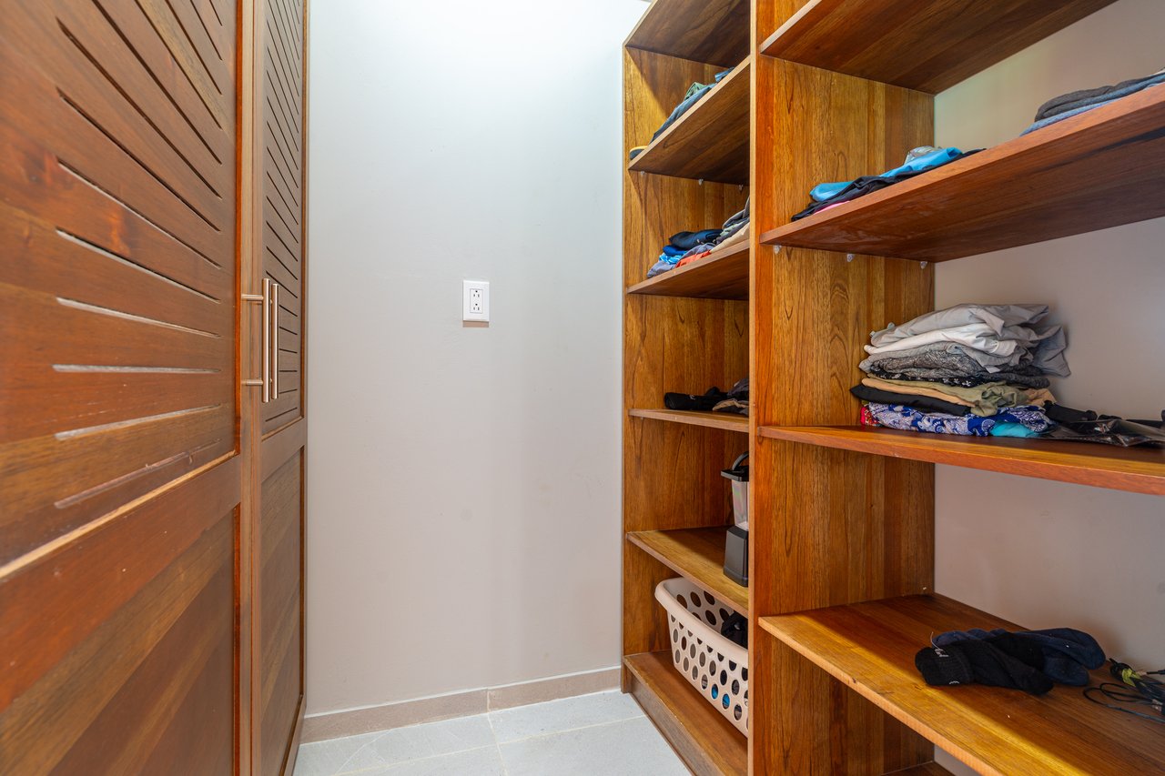 Casa Sea Breeze- Spectacular Ocean-View Home and Guest Villa in Prime Ojochal Location