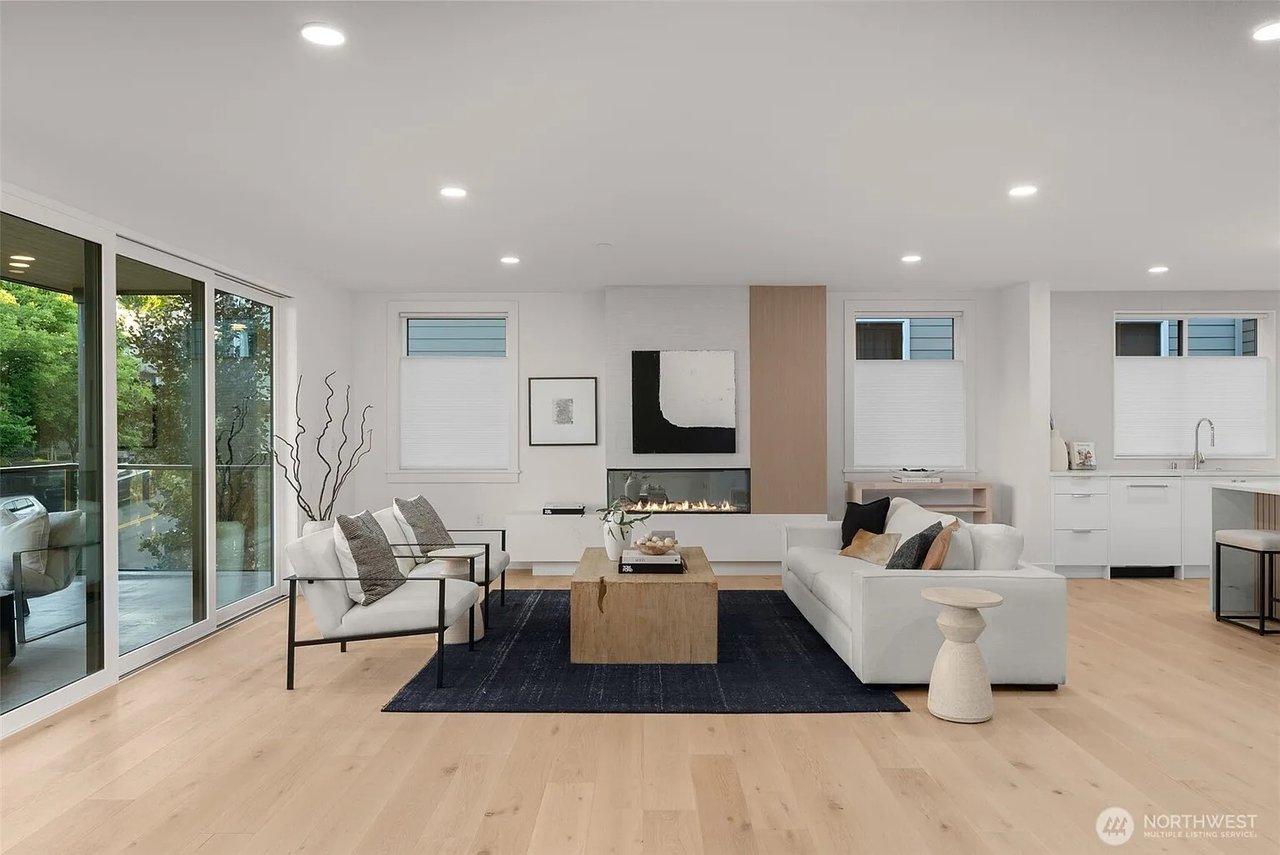 238 4th Avenue #101