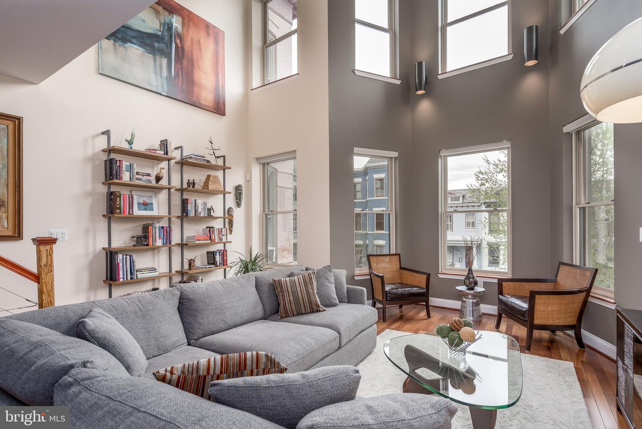 322 T St NW #2