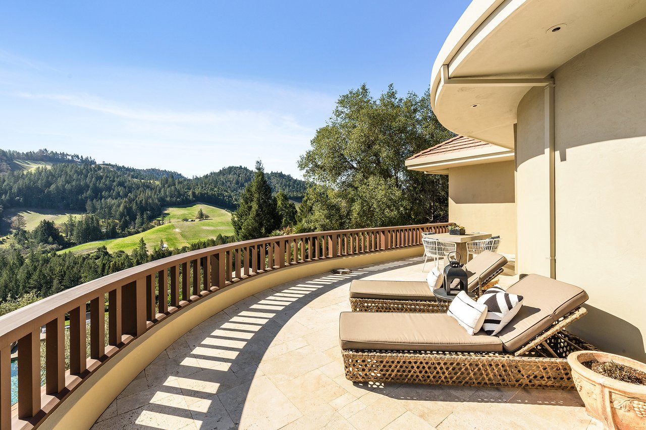 369 Kortum Canyon Rd
