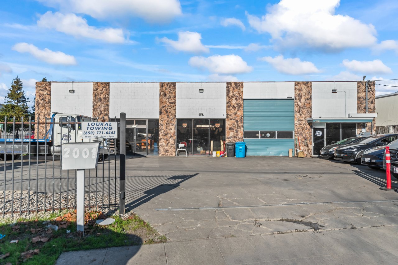 Rare 8,500 SF Industrial Owner User Opportunity